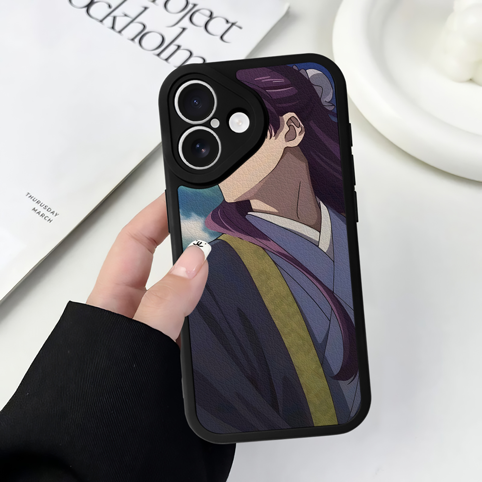 薬屋のひとりごと The Apothecary Diaries 【iPhone 16シリーズ対応】シリコンスマホケース（レザー調） 材質：シリコン